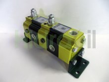 Imagen 9RV02A25 divisor de caudal de engranajes de 2 elementos 3,8cc/rev con válvulas grupo 1 Vivoil Vivolo