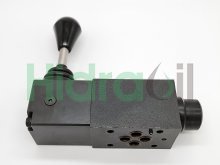 Imagen DG17V-3-8C-60 Eaton Vickers válvula control direccional NG6 con palanca manual